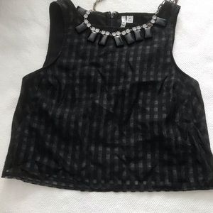 Black crop top